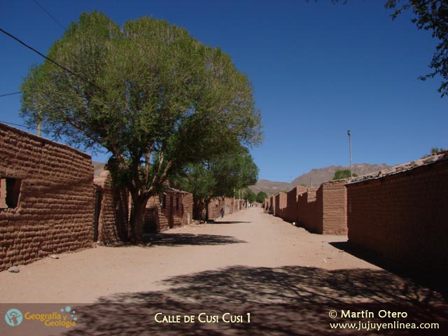 Calle de Cusi Cusi 1